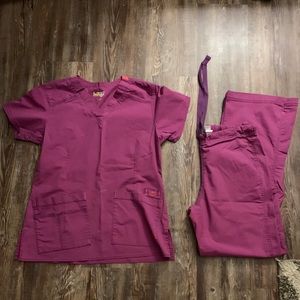 WonderWink Small Fuchsia Scrubs